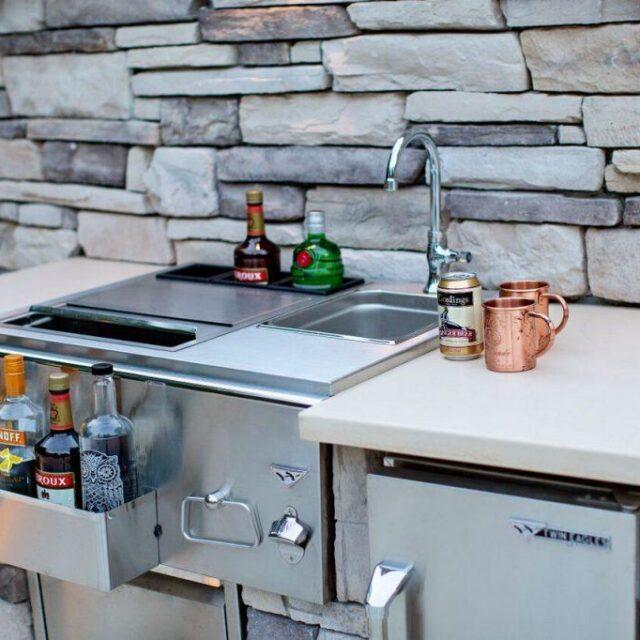 Outdoor Living Area and Kitchen Space