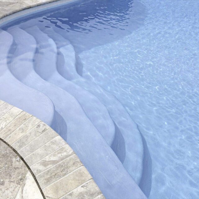 Family ready freeform swimming pool