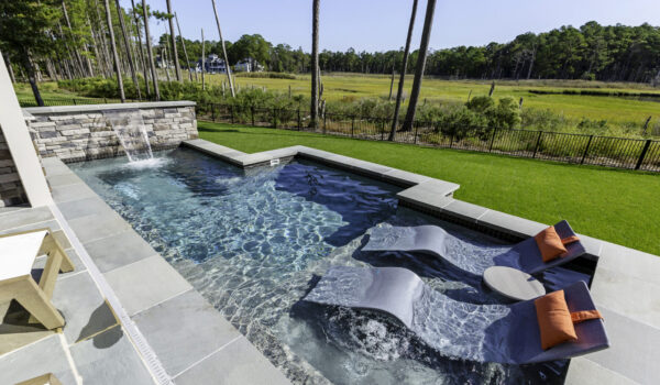 Coastal Style Best Pool Builder – 2020
